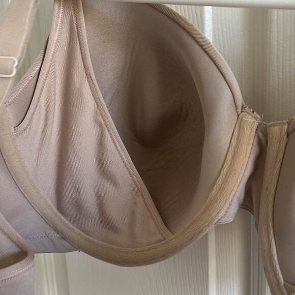 Nude Bra  - Picture 3 of 6